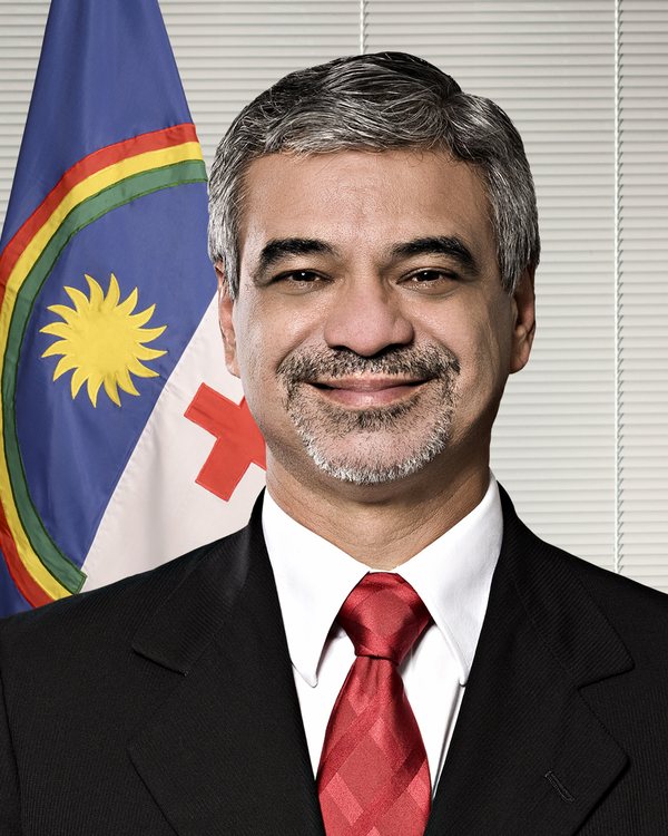 Retrato de Humberto Costa