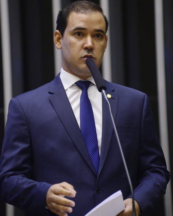 Retrato de Vicentinho Júnior