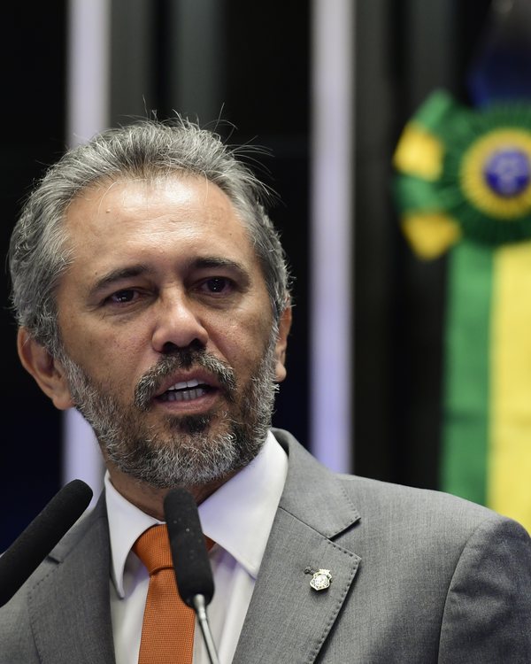 Retrato de Elmano de Freitas